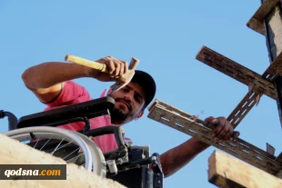 جانباز قطع دو پا در غزه معلولیت را به چالش کشید