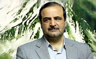 خیمه شب بازی فرانسه در کنفرانس پاریس/ موضع تهران در قبال تحرکات سازشکارانه