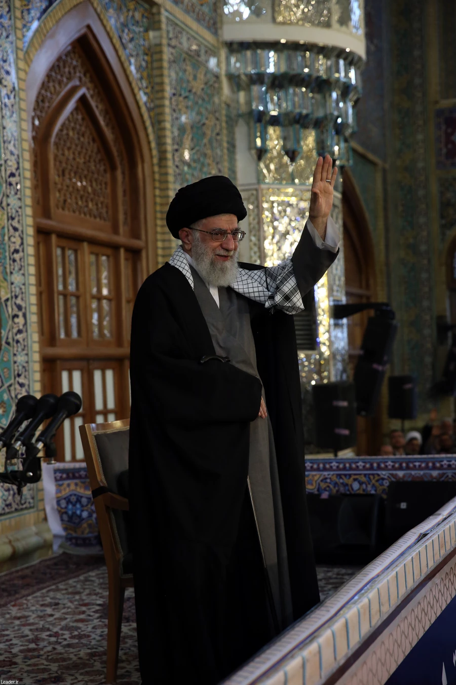 قائد الثورة الاسلامیة: نزعة الشعب الایرانی "ثوریة ودینیة" والعام الجدید سیکون هاما