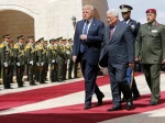 خلال مؤتمر صحفي مشترك

ابومازن يأمل بصفقة سلام تاريخية وتأكيده على مكافحة الإرهاب وترامب يتحدث دون إي إلتزام 2