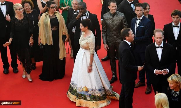 Israeli culture minister sparks outrage with dress depicting Quds 2