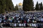 در اولین جمعه از ماه مبارک رمضان:

خیزش هزاران نمازگزار فلسطینی به سوی مسجد الاقصی