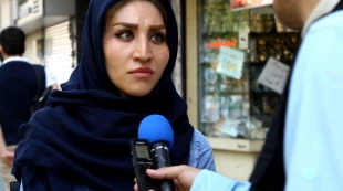 پیکر شهدای حادثه تروریستی تهران تشییع شد:

همه ایرانیان یک صدا علیه مثلث وهابیت – داعش- صهیونیسم
 اینجا لندن نیست / اینجا ، ایران اسلامی است 8