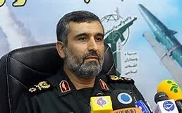 تم استهداف مقرات القيادة ومراكز تصنيع واعداد السيارات الانتحارية

العميد امير علي حاجي زادة : إصابة صواريخ الحرس الثوري مبنى صغيرا في سوريا رسالة واضحة للاعداء 
 2