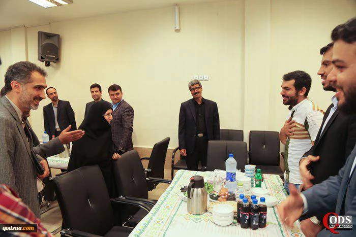تضامناً مع المقاومة الفلسطينية؛

إقامة مأدبة إفطار في العاصمة الإيرانية بحضور كريمة الامام الخميني(رض) 2