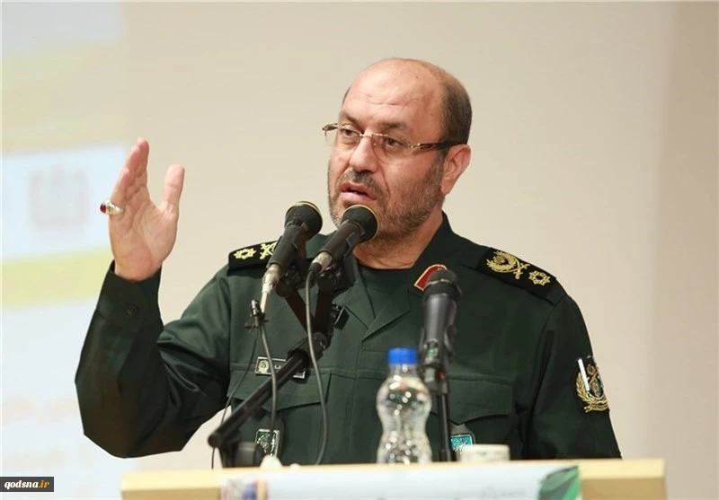 مهنئاً بتحريرمدينة الموصل من براثن داعش؛

وزير الدفاع الايراني: الانتصار الكبير في العراق ادى إلى احباط مؤامرات امريكا والكيان الصهيوني 2