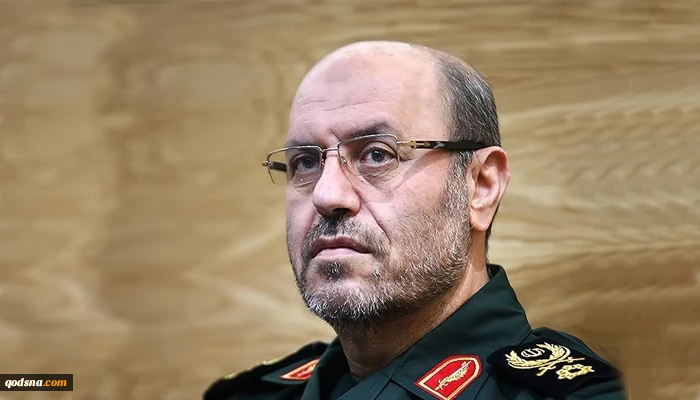 مهنئاً بتحريرمدينة الموصل من براثن داعش؛

وزير الدفاع الايراني: الانتصار الكبير في العراق ادى إلى احباط مؤامرات امريكا والكيان الصهيوني 2