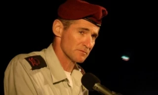 افسر صهیونیست ضمن اعتراف به قتل بی‌دلیل فلسطینی‌ها عنوان کرد؛

شهروندان اسرائیلی باید هنگام ترک خانه با خود سلاح حمل کنند