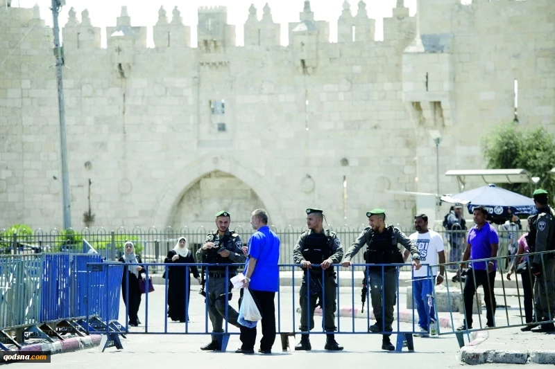 في بيان يدين إغلاق الأقصى ويحذّر من التداعيات؛

جمعية الدفاع عن الشعب الفلسطيني: إغلاق الأقصى يمهّد لمخطط تقسيمه
 2