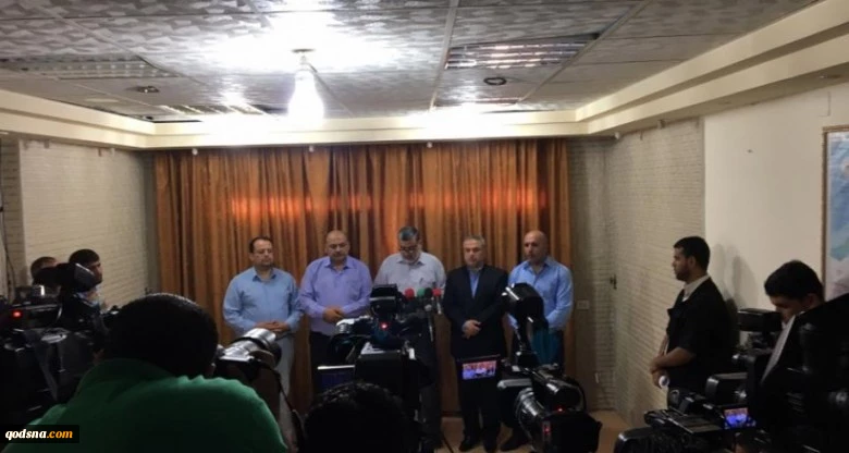 محذرة من محاولات تمرير اتفاق يعطي الاحتلال السيادة على الأقصى

فصائل المقاومة: الجمعة سيكون مفصلياً بوجه مخططات الاحتلال بالقدس
 2
