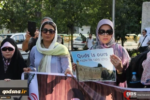 عصر دیروز برگزار شد:

اجتماع دانشجویی در حمایت از مسجد الاقصی در مقابل دانشگاه تهران  2