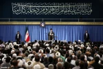 ظهر اليوم الأحد؛

قائد الثورة الاسلامية يستقبل عددا من مسؤولي الحج
 2