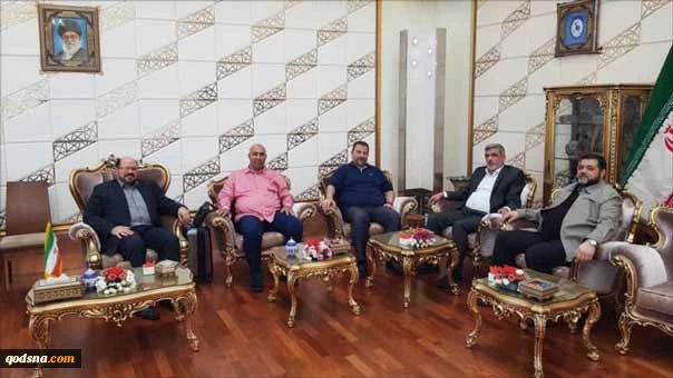 لتأكيد حرص الحركة على تعزيز العلاقات؛

وفد من حركة "حماس" يصل طهران للمشاركة في اداء روحاني اليمين الدستوري 2
