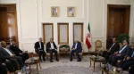 خلال لقائه وفد من حركة حماس؛

ظريف يؤكد موقف ايران المبدئي والثابت من القضية الفلسطينية
 2