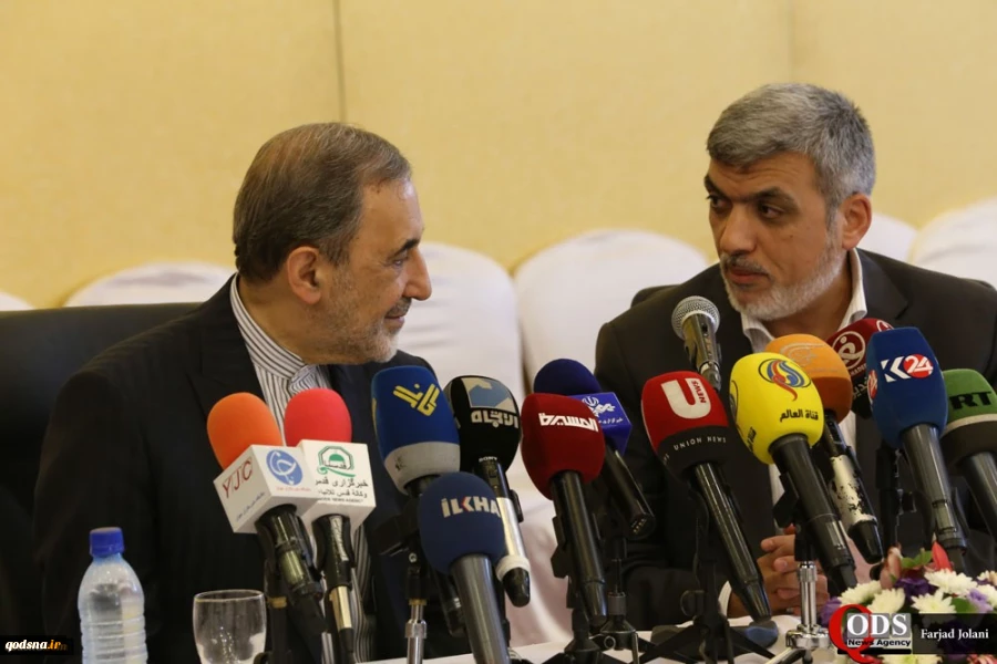 خلال لقاءه وفد حماس في طهران؛

ولايتي: إسرائيل تعيش على الخلاف والفرقة بين الدول العربية والإسلامية 2
