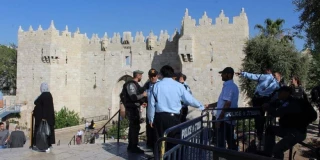 موسسات بین المللی هشدار دادند؛

تخلیه قدس از ساکنان اصیل فلسطینی راهبرد تغییرناپذیر صهیونیستها/ 2020 سال هدف تل‌آویو