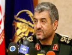 اللواء جعفري:

العدو يهدف الى اضعاف القوات المسلحة الايرانية عقب الاتفاق النووي
 2