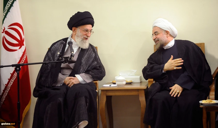 بمناسبة اسبوع الحكومة؛

قائد الثورة الاسلامية يستقبل رئيس الجمهورية و اعضاء مجلس الوزراء
 2