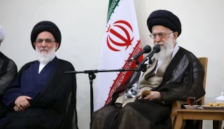 رهبر معظم انقلاب اسلامی در دیدار رئیس و اعضای دوره جدید مجمع تشخیص مصلحت نظام:

مجمع تشخیص مصلحت نظام باید انقلابی، فکر و عمل کند و انقلابی باقی بماند