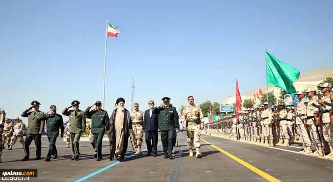 قائد الثورة الإسلامية:

اي خطوة خاطئة في الاتفاق النووي ستلقى ردا من الجمهورية الاسلامية الايرانية
 2