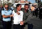 Violent clashes as Israelis protest joining army 4