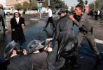 Violent clashes as Israelis protest joining army 9