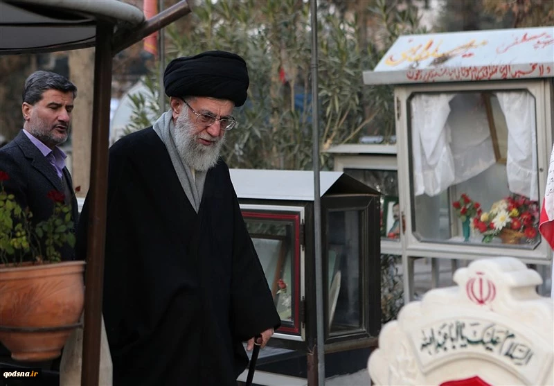بمناسبة أسبوع الدفاع المقدس؛

قائد الثورة الإسلامية: الشهادة هي "هدية إلهية" للمختارين
 2