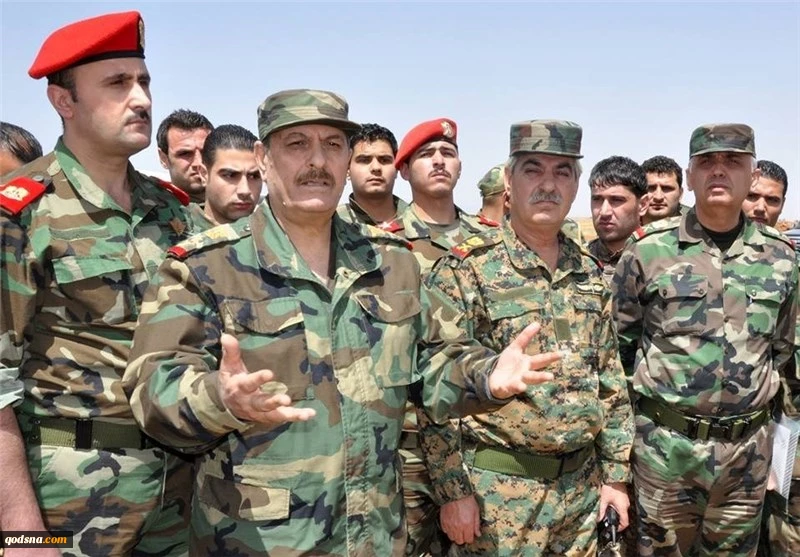 خلال زيارة له إلى أحد تشكيلات الجيش السوري في القنيطرة؛

وزير الدفاع السوري يتوعد "إسرائيل" بالهزيمة من القنيطرة
 2