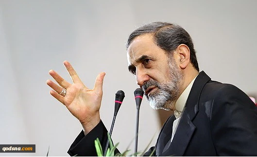 في تصريح ادلي به امس الاثنين؛

ولايتي : ايران هي الدولة الاكثر تاثيرا في المنطقة والعالم 2