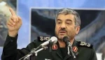 في رسالة الى القائد العام للجيش الايراني؛

اللواء جعفري: الجيش وحرس الثورة الاسلامية بنيان مرصوص في وجه الاعداء
 2