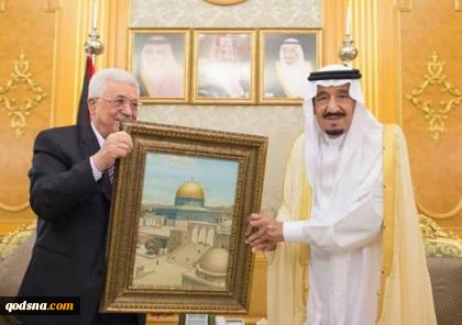يلتقي الملك وولي العهد.. 

محمود عباس في زيارة مفاجئة للسعودية
 2