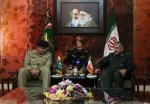 خلال اللقاء الذی جمعهم مساء امس؛

ماهی النصیحة التی قدمها اللواء جعفری الى قائد الجیش الباکستانی؟

 2