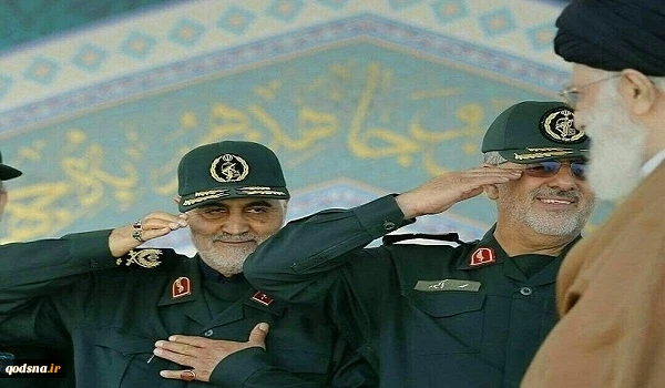 في رسالة الي قائد الثورة الاسلامية :

اللواء قاسم سليماني: أعلن اجتثاث شجرة داعش الخبيثة 2
