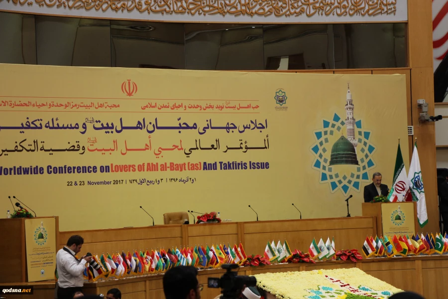 خلال کلمته فی اجتماع محبی اهل البیت (ع) وقضیة التکفیریین؛

ولایتی : سقوط آخر حصون داعش فی العراق وسوریا إنجاز استراتیجی مهم
 2