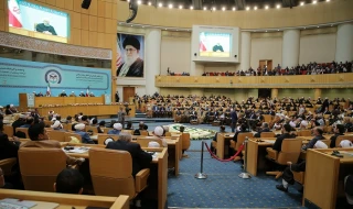 رییس جمهور در مراسم افتتاحیه کنفرانس بین المللی وحدت اسلامی:

آنان که در برابر داعش جنگیدند، حق بزرگی بر منطقه و جهان دارند/ بخش تلخ تحولات اخیر بی پروایی برخی دولت های منطقه در همکاری با رژیم صهیونیستی است/هدف اول استکبار و صهیونیسم فرصت سوزی از طریق اختلاف افکنی میان کشورها، اقوام و مذاهب منطقه است