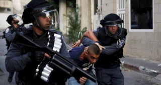 مرکز فلسطینی گزارش داد:

بازداشت 131 فلسطینی در شهر قدس در ماه گذشته