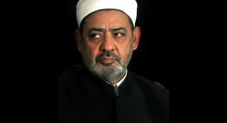 هشدار شدید شیخ الازهر :

تصمیم ترامپ درباره قدس ، درب های جهنم را بروی  غرب باز می کند