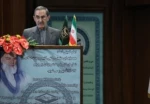 في الجلسة الختامية للمؤتمر الدولي للوحدة الاسلامية في نسخته الحادية والثلاثين؛

ولايتي: ترامب بقراره هذا انهى الوجود السياسي الامريكي في العالم الاسلامي

 2