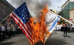 نصرة للقدس والأقصى؛

الآلاف يتظاهرون في العاصمة الإيرانية ضد قرار ترامب
 2