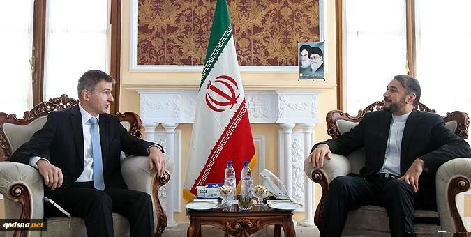 خلال لقائه سفير سويسرا في طهران؛

امير عبداللهيان: القرار الاميركي بشان القدس وحد الفلسطينيين أكثر
 2