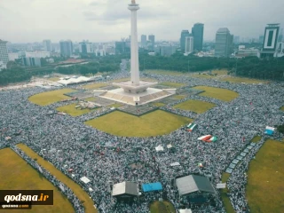 Indonesians stage massive rally against US recognition