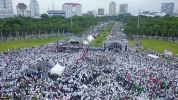 Indonesians stage millions-strong demo against US recognition 4
