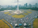 Indonesians stage millions-strong demo against US recognition 5