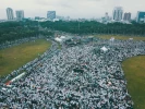 Indonesians stage millions-strong demo against US recognition 7