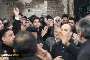 متولیان حسینیه سادات درکه در گفتگو با قدسنا:

مساجد و حسینیه ها دانشگاه مدافعان حرم است/محبت و عشق به سالار شهیدان در قلب و جان مردم ایران جای دارد 7