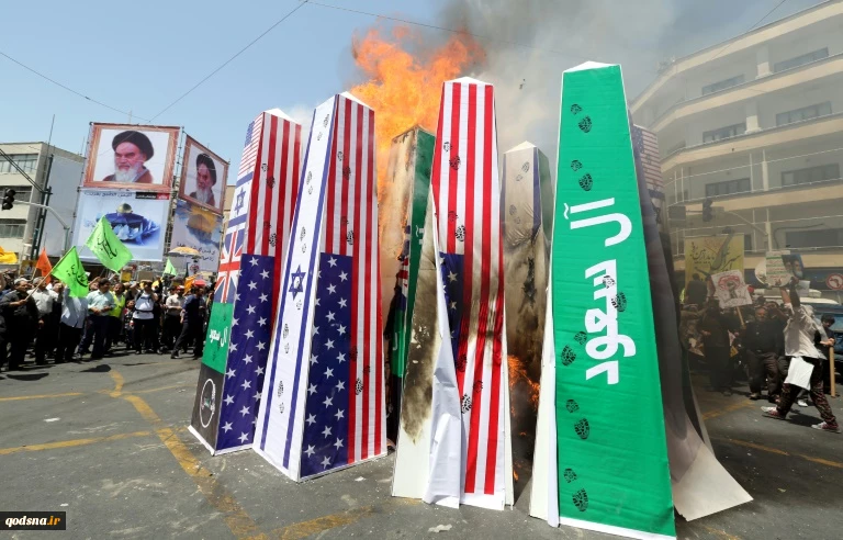 هذا التحرك يُعتبر وفق القانون الدولي إنتهاكاً صارخاً للقانون الدولي؛

مفوّض حقوق الإنسان الدولية: ضباط اسرائيليون وعرب وغربيون في اربيل وهرات يديرون الاضطرابات في إيران
 2