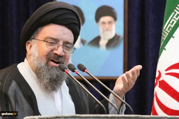مشيراً إلي خطط أمريكا الاستراتيجية لمواجهة ايران والدول الاسلامية؛

خطيب جمعة طهران: الأعداء حاولوا تقليل قدرات ايران الصاروخية، حتى يجعلوا إسرائيل تعيش بأمان 2