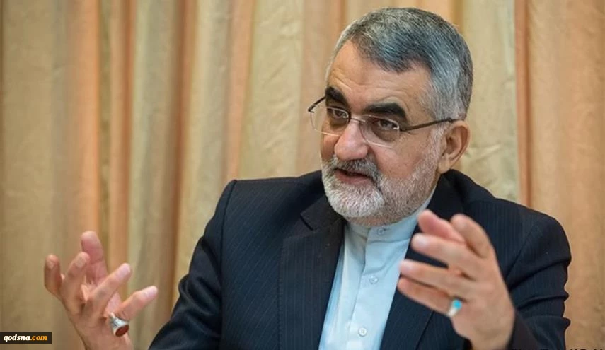 اعتبر مشاركة الشعب الإيراني في المسيرات رمزا للوحدة الوطنية

بروجردي: تصريحات ترامب مجرد تفاهات
 2