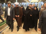 قبيل مراسم افتتاح مكتب جمعية الدفاع عن الشعب الفلسطيني في محافظة خوزستان؛

كريمة الإمام الخميني(رض) تزور مراقد الشهداء في مدينة الأهواز 2