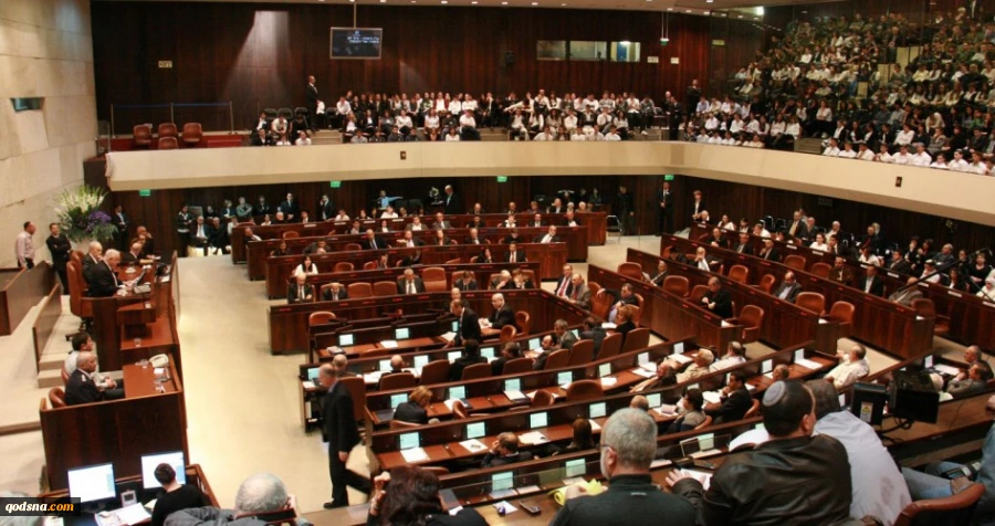 بسبب فقدان شرعية نتنياهو كرئيس وزراء "إسرائيل"؛

طرح مشروع لحل الكنيست والذهاب للانتخابات مبكرة 2